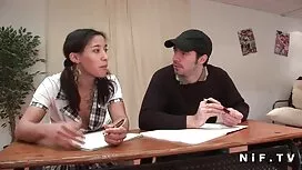Momak lupka usnom an ...