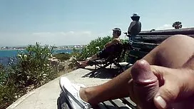 Prvo lezbijsko iskus ...
