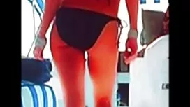 Prsata djevojka fren ...
