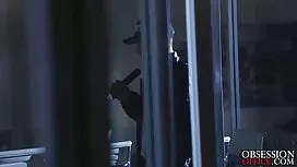 Plavuša želi spermu  ...